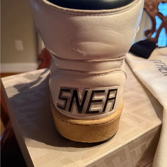 Golden Goose SKY STAR Sneakers, Women’s, size 38, shipped in original box!! - Picture 8 of 14